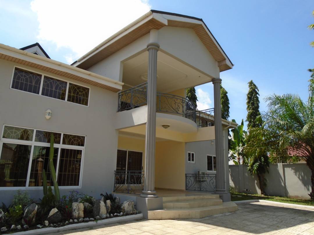 5 Bedroom Residential or Commercial Property For Sale in East Legon